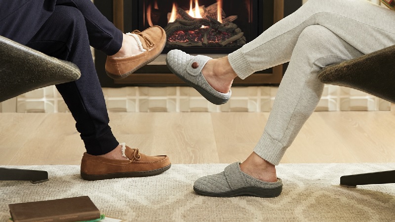 Keep Feet Comfortable With Slippers-find out about Slippers
