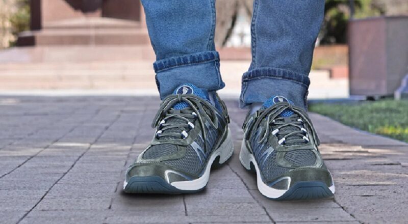 What do you need to look for when buying walking shoes?